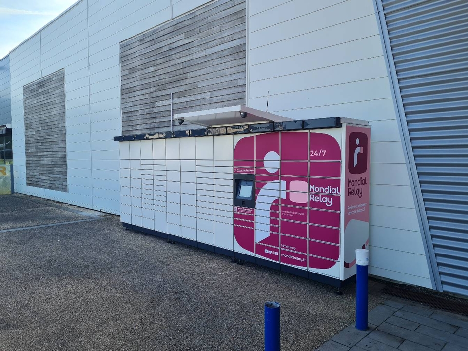 Locker 24/7 Super U Vierzon, 18 Avenue du 19 Mars 1962, 18100 Vierzon
