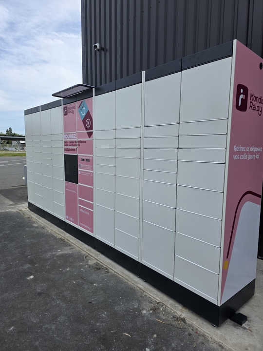 Locker 24/7 Intermarche Notre Dame d'Oe, 1 1 Rue René Cassin, 37390 Notre-Dame-d'Oé