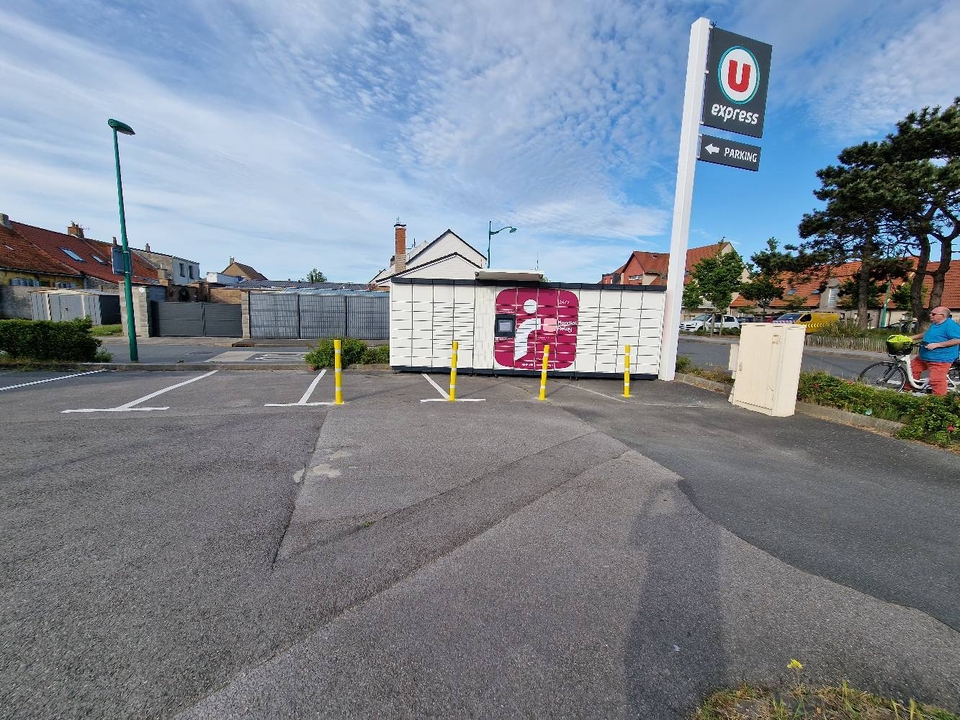 Locker 24/7 U Express Jean Jau, Rue Jean Jaurès, 59820 Gravelines