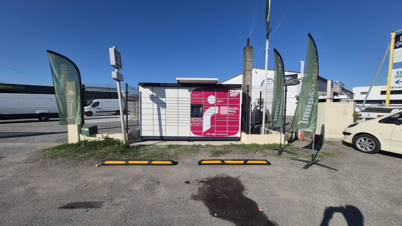 Locker 24/7 Jumb Pneus, 37 37 bis Avenue Jean Zay, 31200 Toulouse