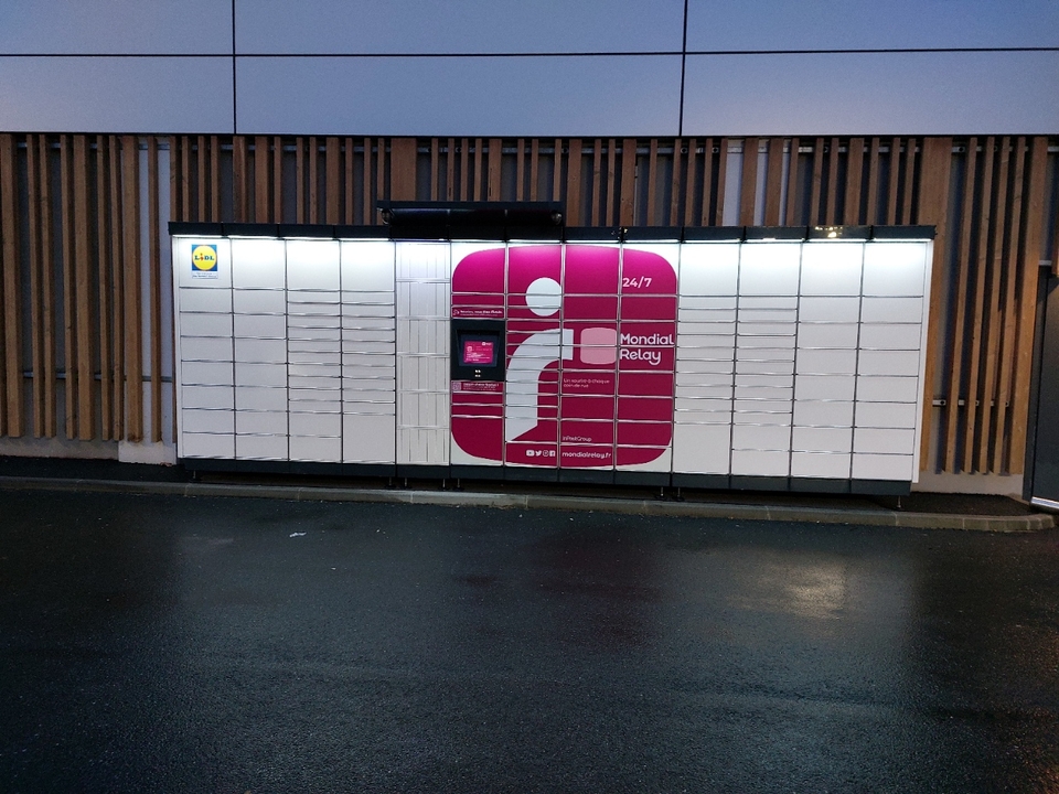 Locker 24/7 Lidl Blanquefort, 161 161 Avenue du 11 Novembre, 33290 Blanquefort