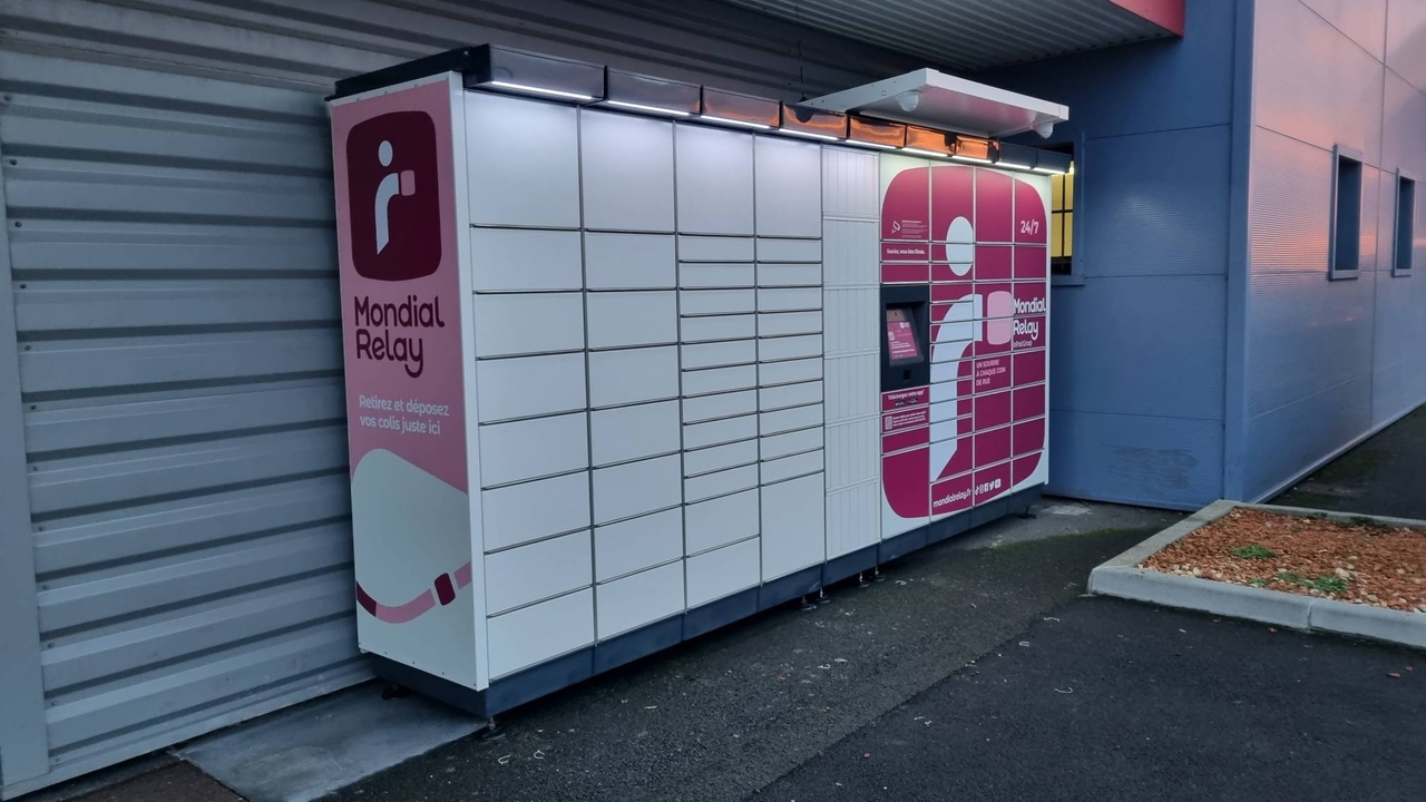 Locker 24/7 Super U Arvert, 107 105 Avenue de l'Etrade, 17530 Arvert