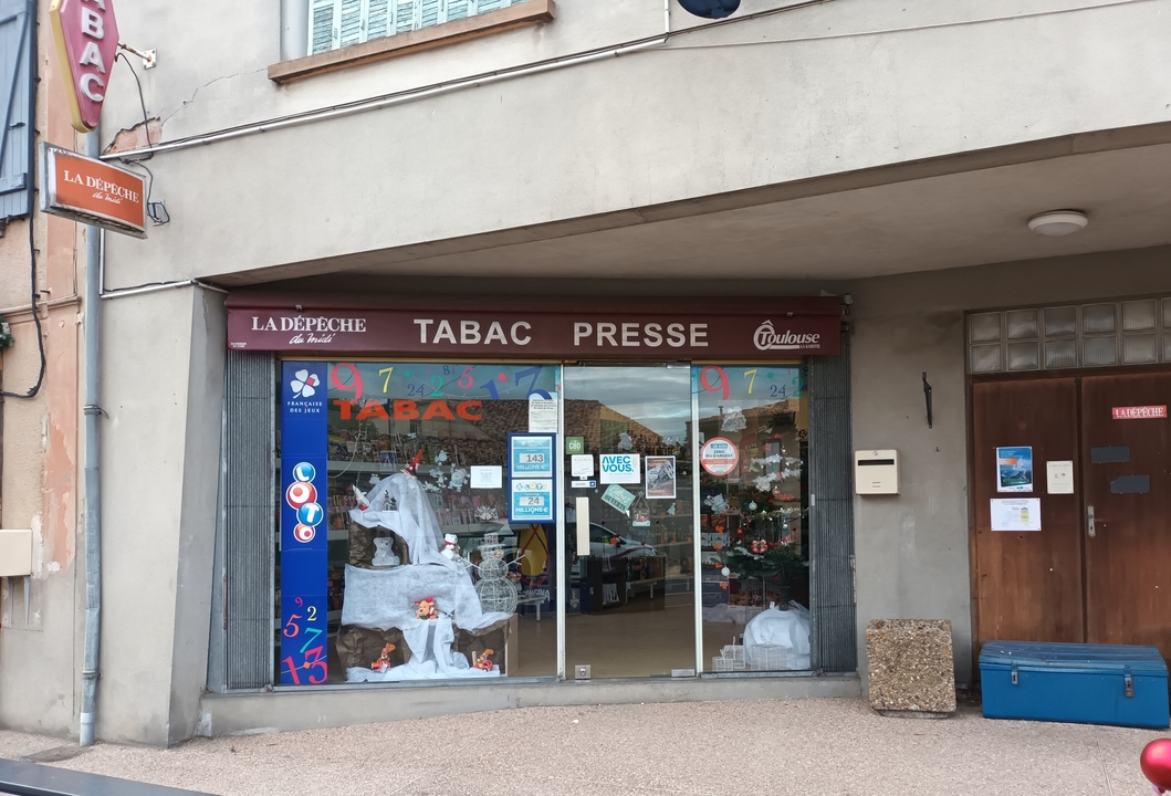 Cafe du Centre, 17 Rue de la Poste, 31340 Vacquiers