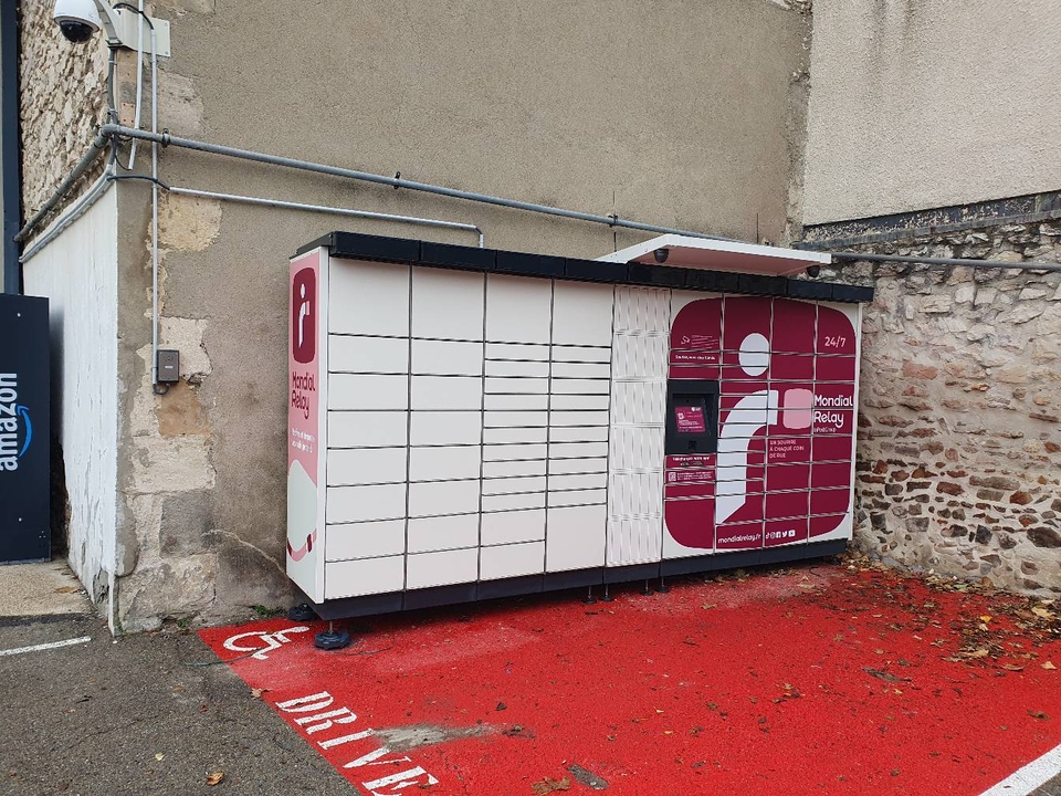 Locker 24/7 Intermarché Rue Charlemagne Nîmes, 25 25 Rue Charlemagne, 30000 Nîmes