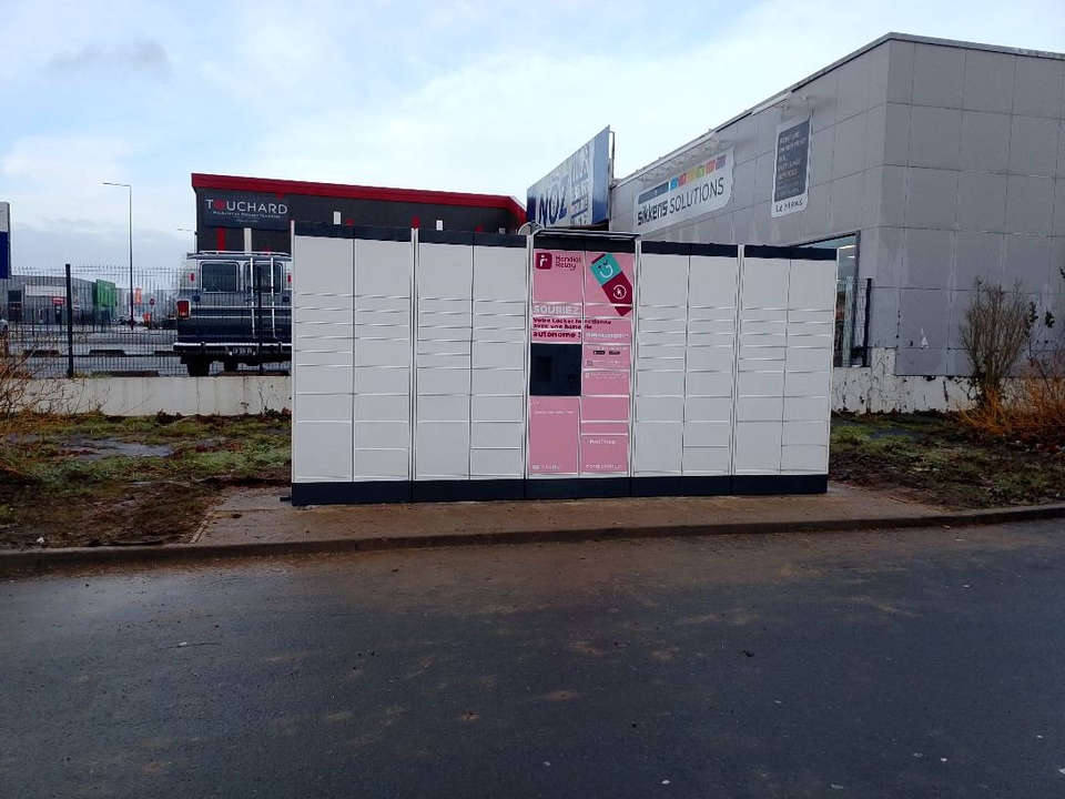 Locker 24/7 Lidl, 18 18 Rue Thomas Edison, 72000 Le Mans