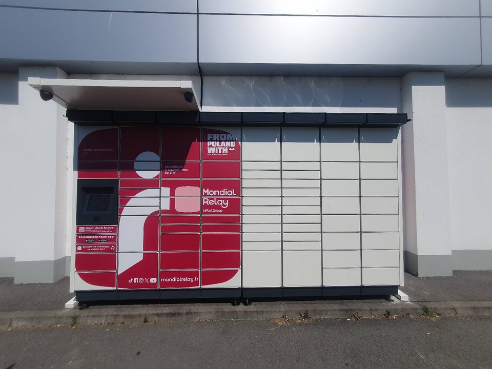 Locker 24/7 Lidl, 367 367 Avenue Antoine de Saint-Exupéry, 62100 Calais
