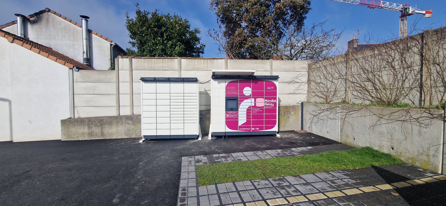 Locker 24/7 U Express Pornic, 48 48 Rue du Général de Gaulle, 44210 Pornic