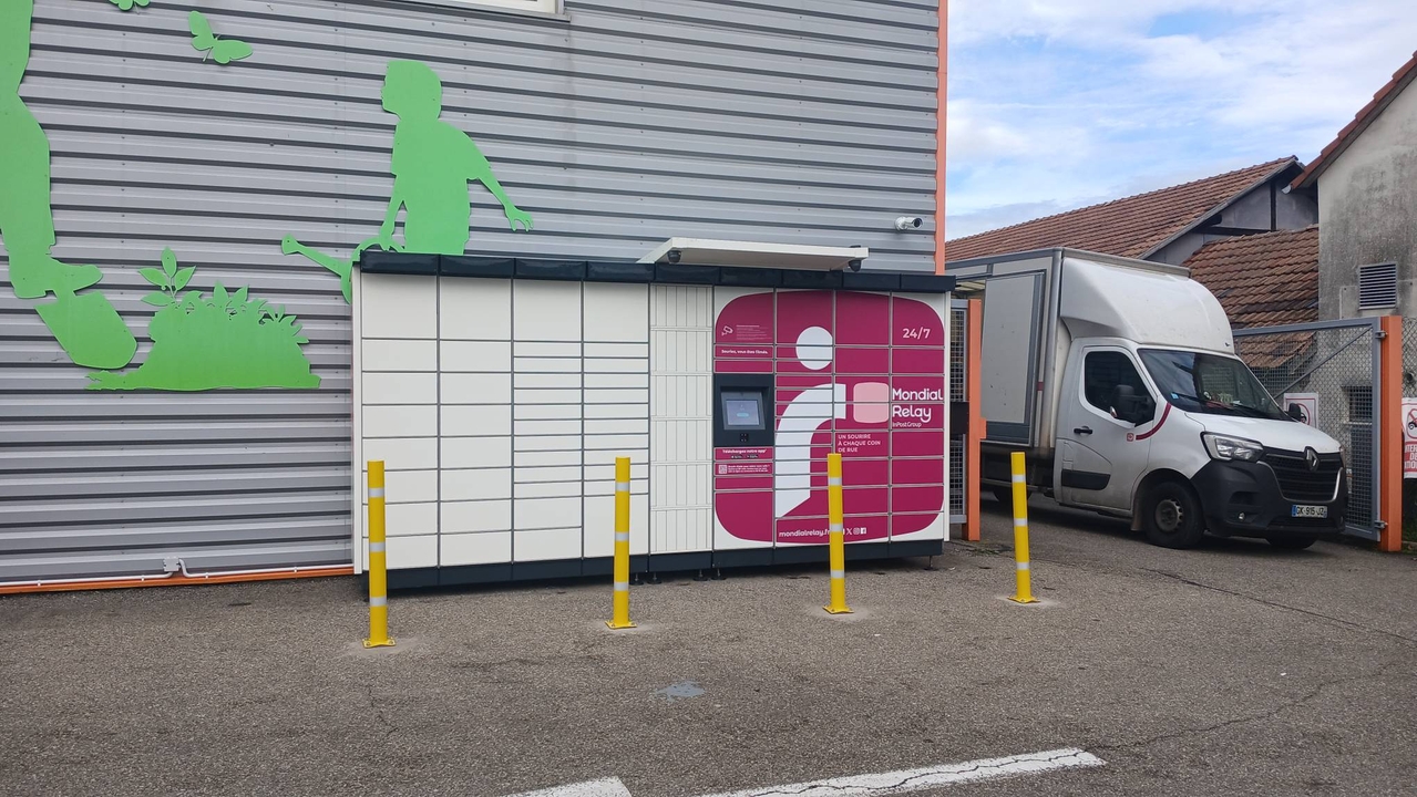 Locker 24/7 Weldom 68220 Hesingue, 63 63 Rue de Saint-Louis, 68220 Hésingue