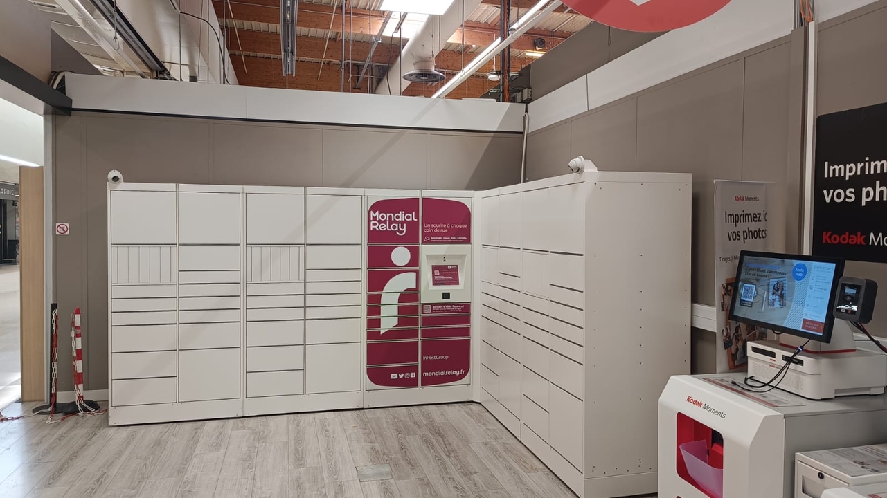 Locker Carrefour Hyper St Pierre des Corps, 1 Avenue Jacques Duclos, 37700 Saint-Pierre-des-Corps