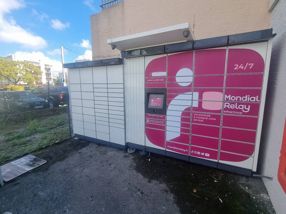 Locker 24/7 Carrefour Express Biarritz, 35 35 Avenue du Maréchal Juin, 64200 Biarritz