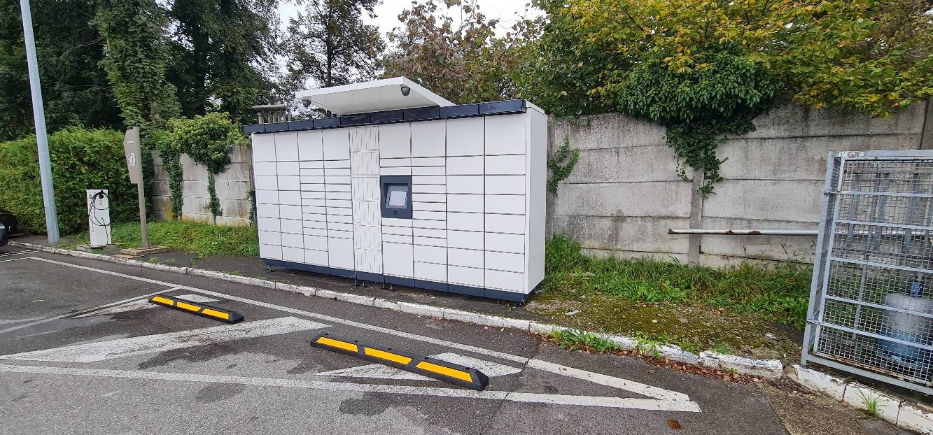 Locker 24/7 Intermarche Isle S, Avenue Foch, 25250 L'Isle-sur-le-Doubs