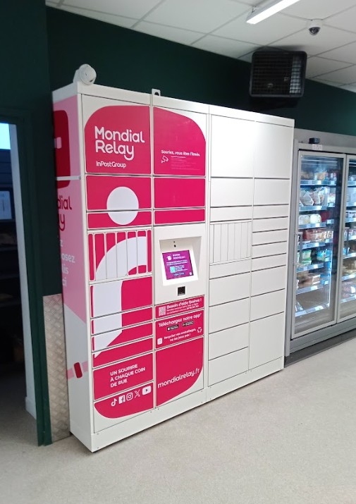 Locker Carrefour Contact, 39 39 Rue de Feucherolles, 78630 Orgeval