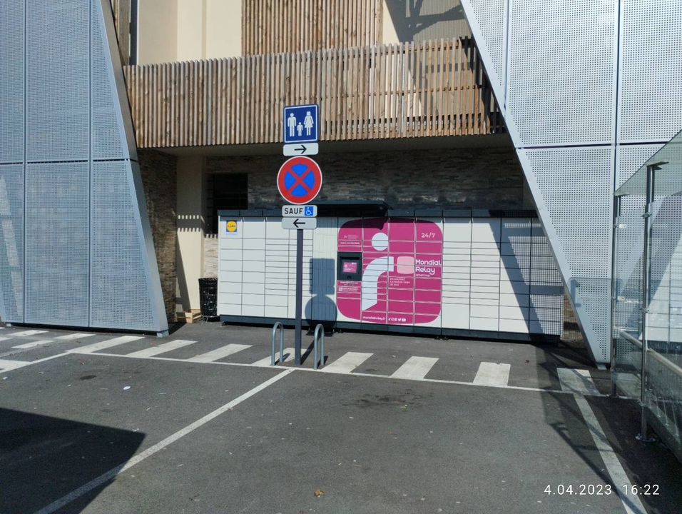 Locker 24/7 Lidl Robert Sud An, 37 37 Avenue Pré Robert Sud, 74200 Anthy-sur-Léman
