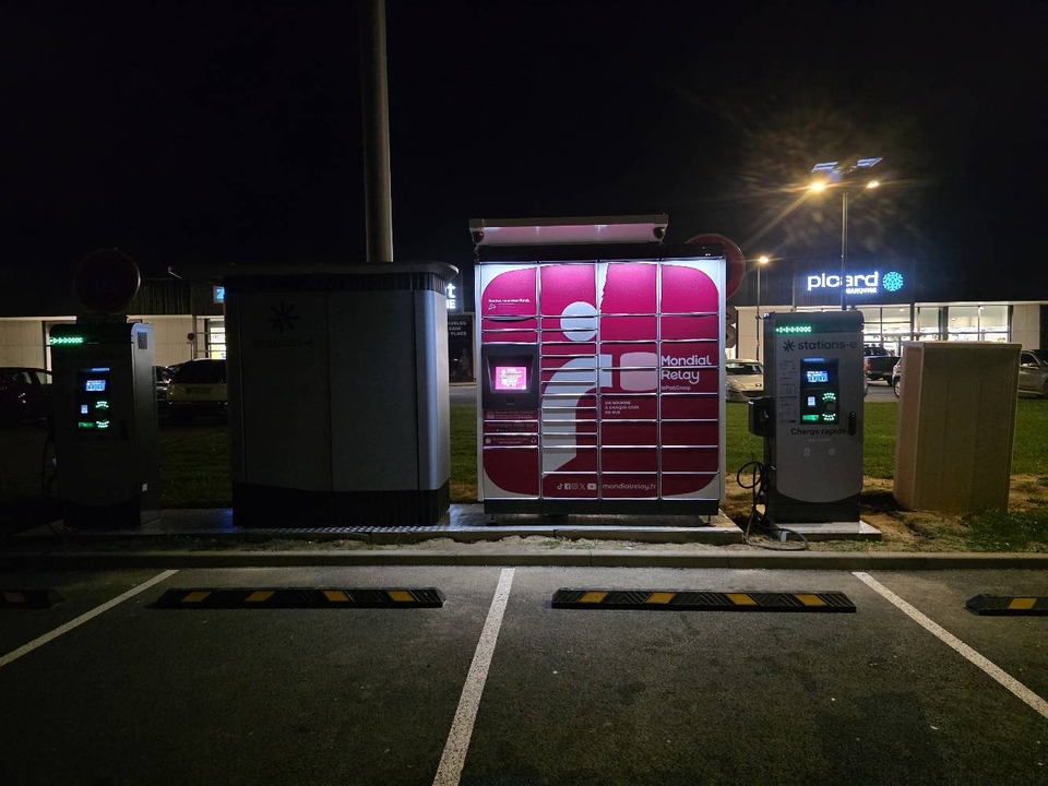 Locker 24/7 Station-E Retail Park, Allée des Primevères, 62250 Marquise