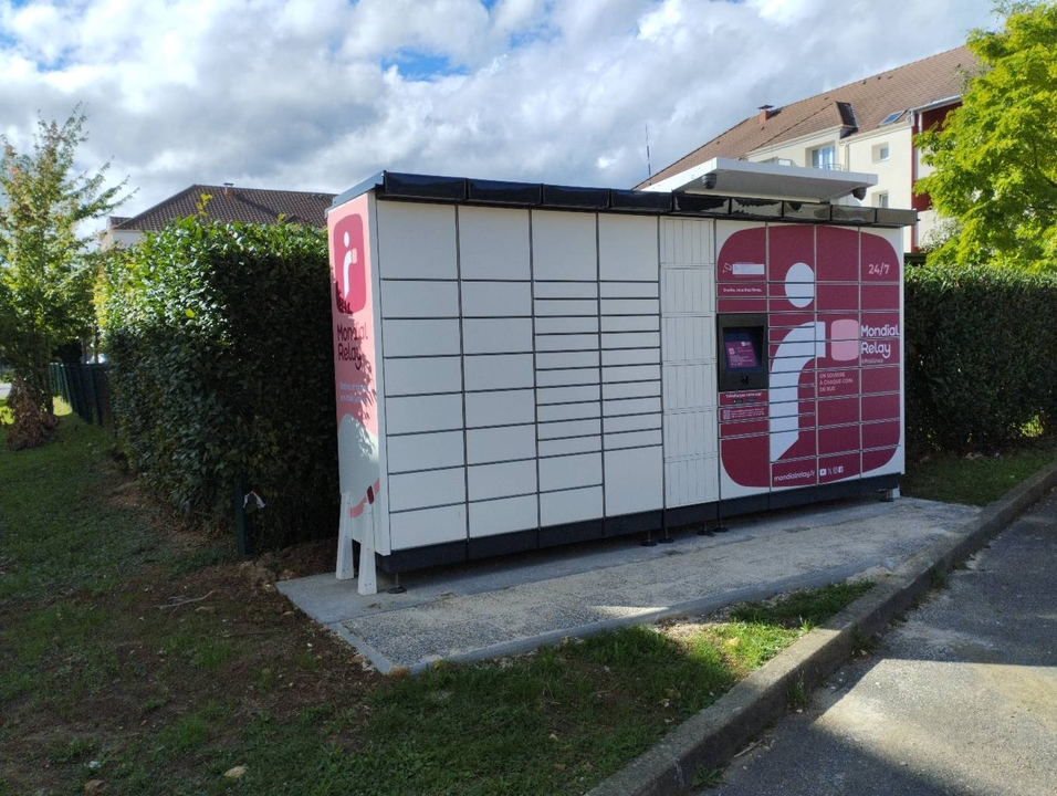 Locker 24/7 Résidence Alfred De Musset 77176 Savigny-le-Temple, 20 76 Rue Georges Perec, 77176 Savigny-le-Temple