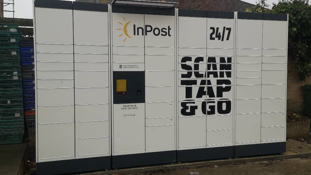 InPost's photo of the locker: InPost UK00375658