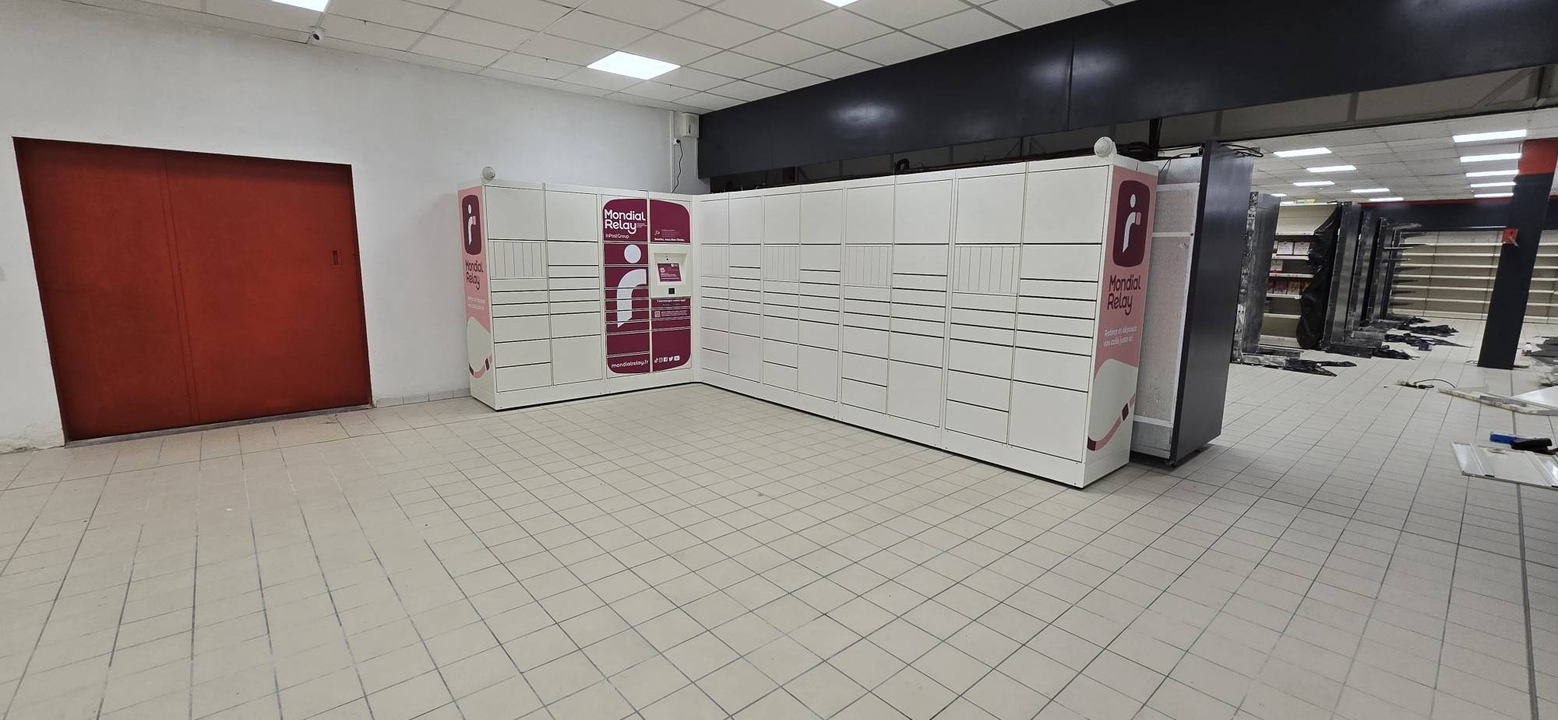 Locker Coccinelle Express 77000 Vaux-Le-Pénil, 111 235 Avenue Général de Gaulle, 77000 Vaux-le-Pénil