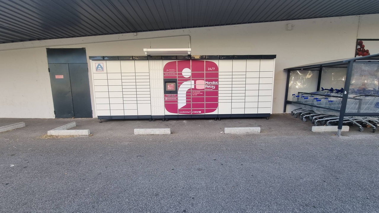 Locker 24/7 Aldi 38110 La Tour-Du-Pin, 41 Rue Pierre Vincendon, 38110 La Tour-du-Pin