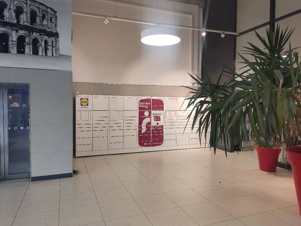 Locker 24/7 Lidl Allende Nîmes, 215 Rue du Forez, 30000 Nîmes