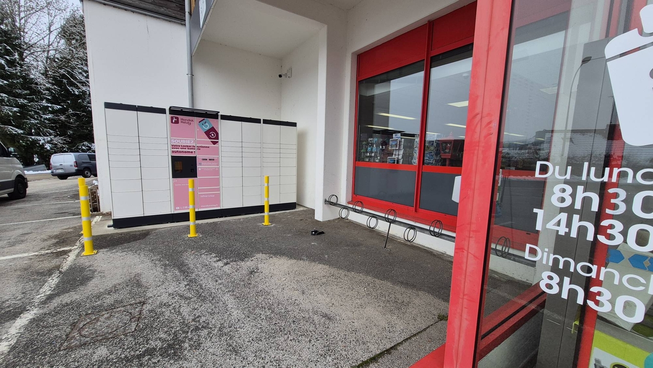 Locker 24/7 Coccinelle Express, 9 11 c Avenue de la Gare, 25160 Labergement-Sainte-Marie
