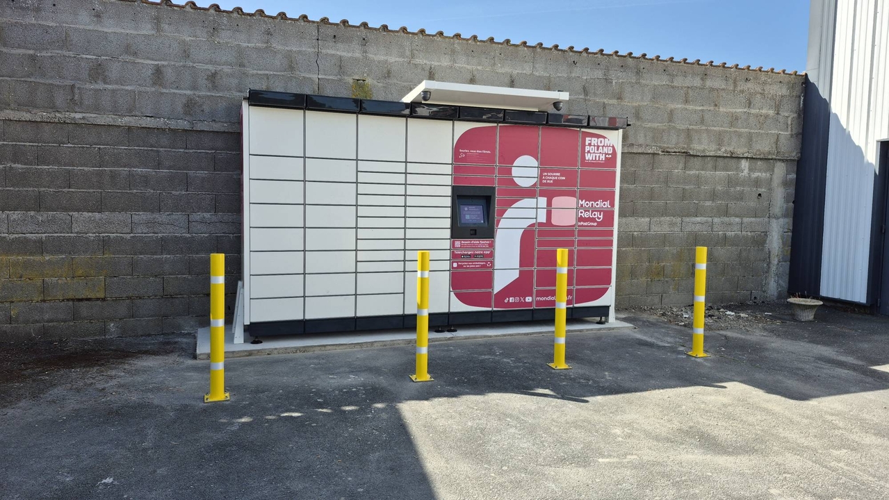 Locker 24/7 Mairie, 2 32 route de Marans, 79210 Saint-Hilaire-la-Palud