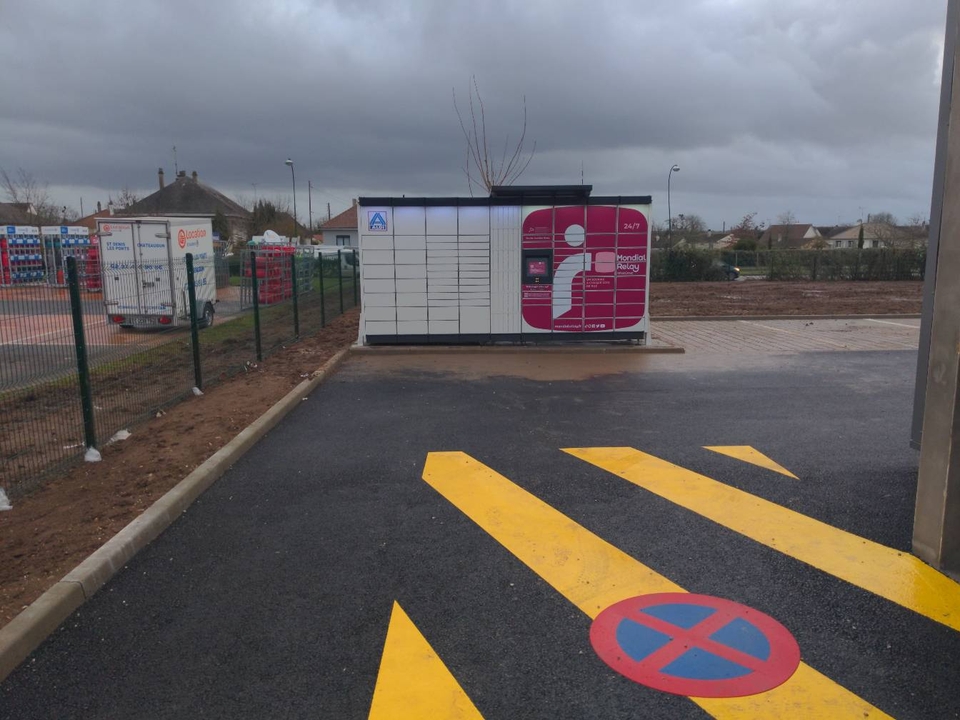 Locker 24/7 Aldi 28200 Saint-Denis-Lanneray, 27 27 Route nationale, 28200 Saint-Denis-Lanneray