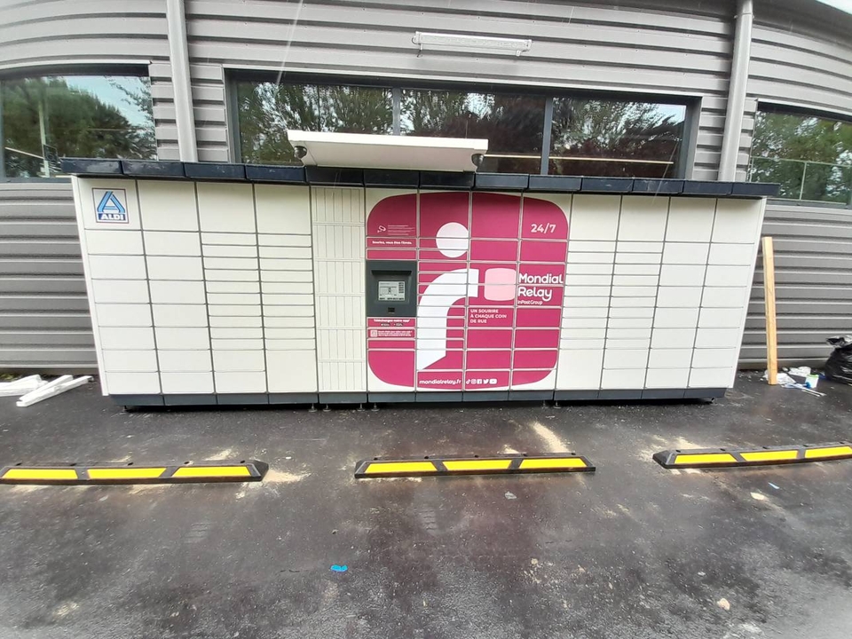Locker 24/7 Aldi Graulhet, Boulevard du Général Leclerc, 81300 Graulhet
