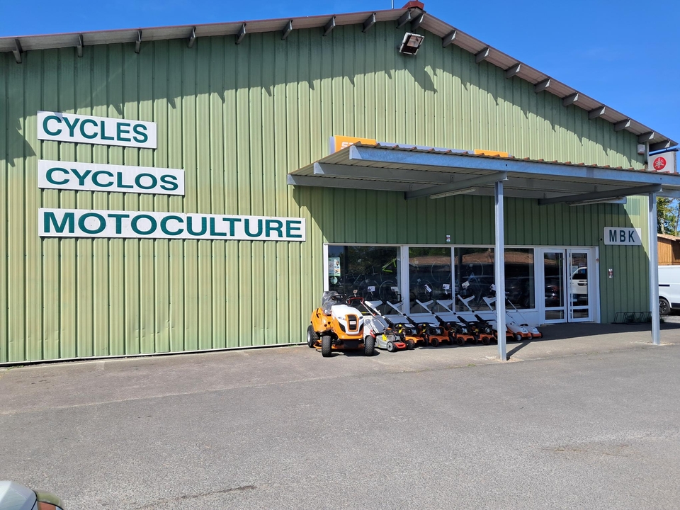 Roumegoux et Fils, 53 TER Avenue du Général de Gaulle, 33740 Ares