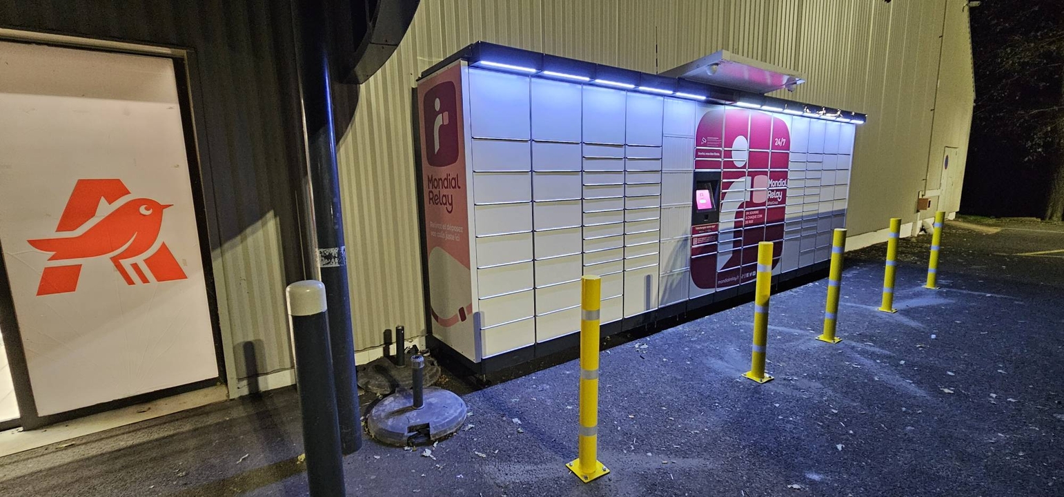Locker 24/7 Auchan 37240 Ligueil, 27 Avenue des Martyrs, 37240 Ligueil