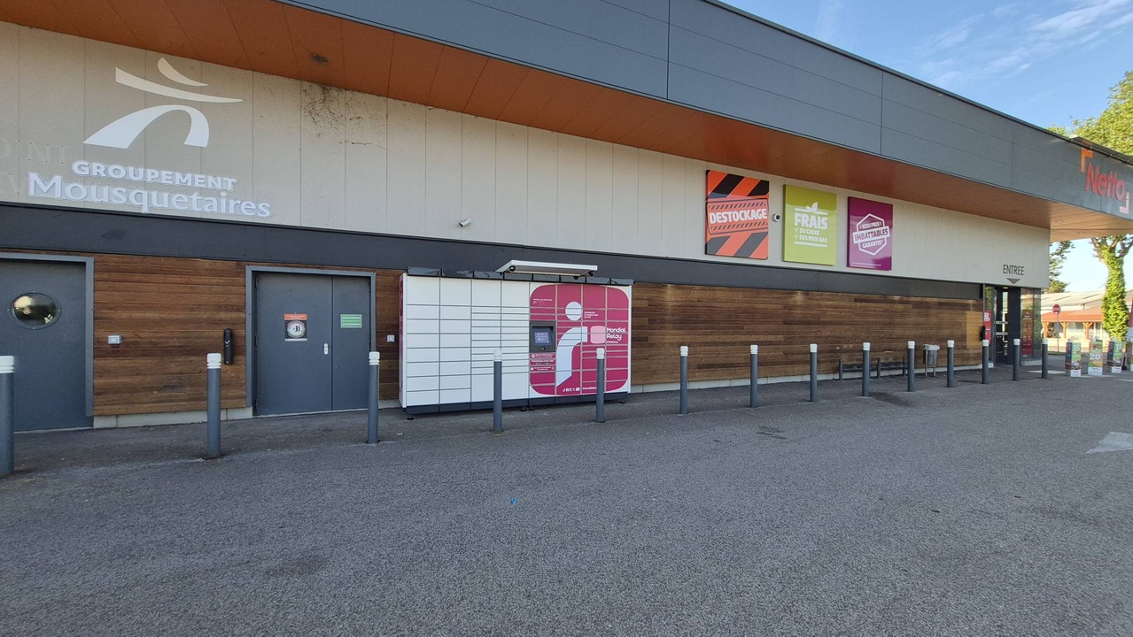 Locker 24/7 Netto, Route nationale, 21170 Losne