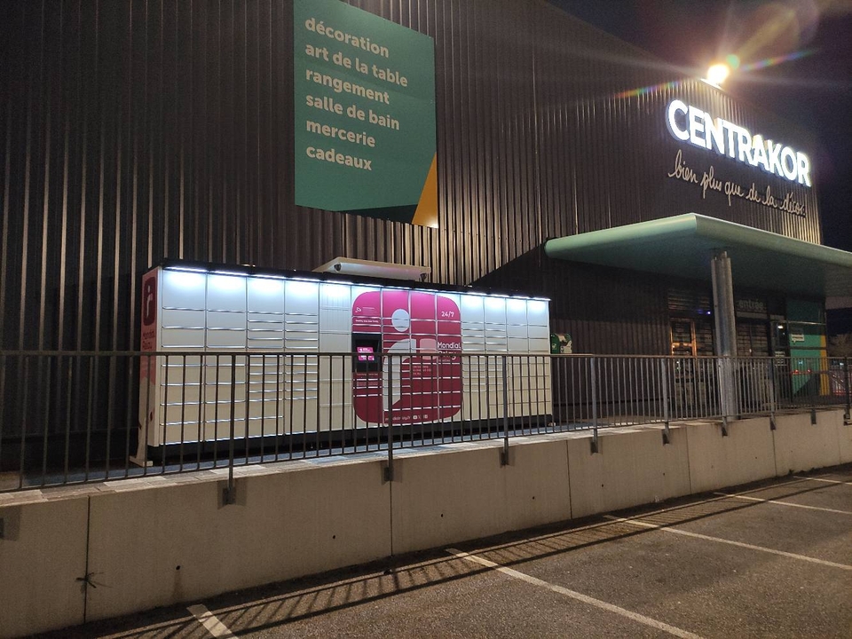 Locker 24/7 Centrakor 78310 Maurepas, 19 Avenue Johannes Gutenberg, 78310 Maurepas