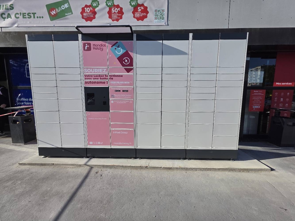 Locker 24/7 Auchan, 35 35 Avenue Général Brosset, 69160 Tassin-la-Demi-Lune