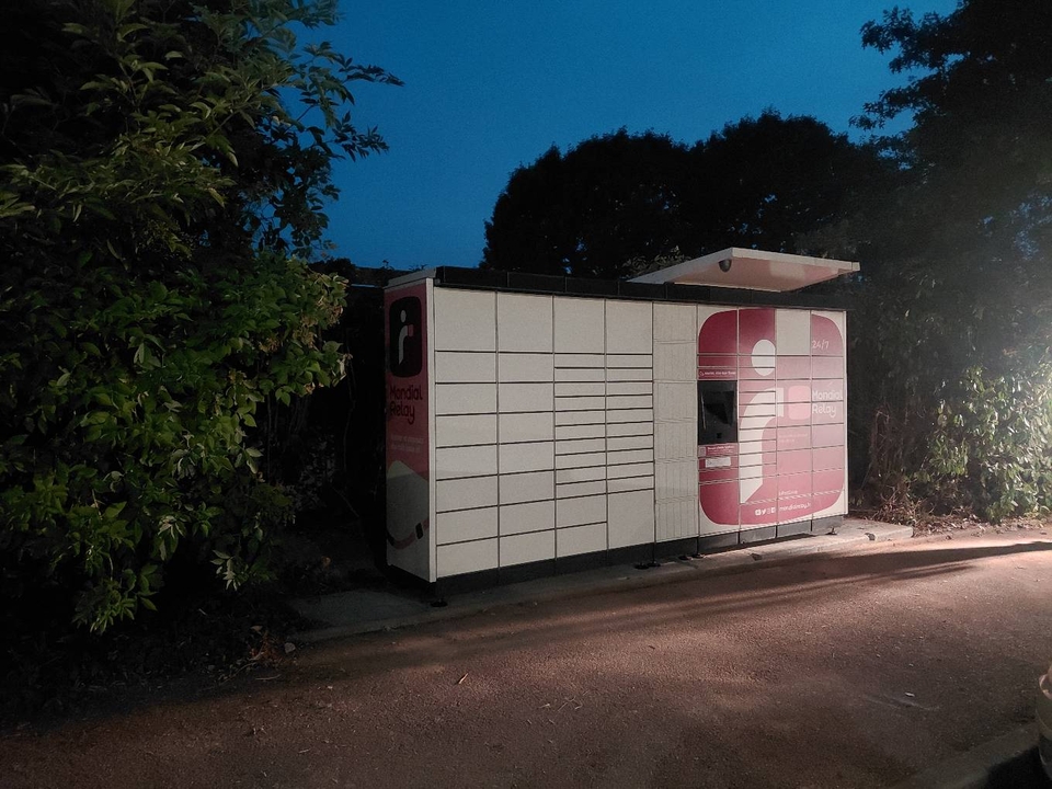 Locker 24/7 Station Shell A20 Boisemande Ouest Saint Sulpice les Feuilles, L'Occitane Aire de Boismande Ouest, 87160 Saint-Sulpice-les-Feuilles