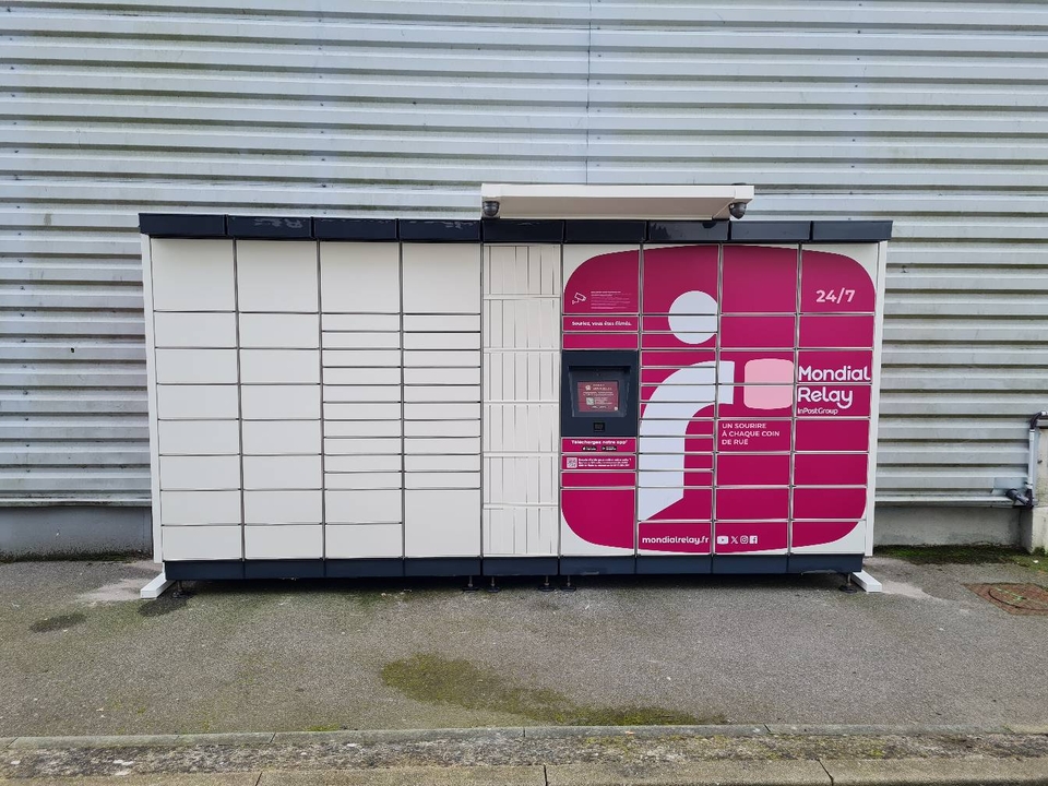 Locker 24/7 Carrefour les Salines Guerande, 3734 Route de la Baule, 44350 Guérande