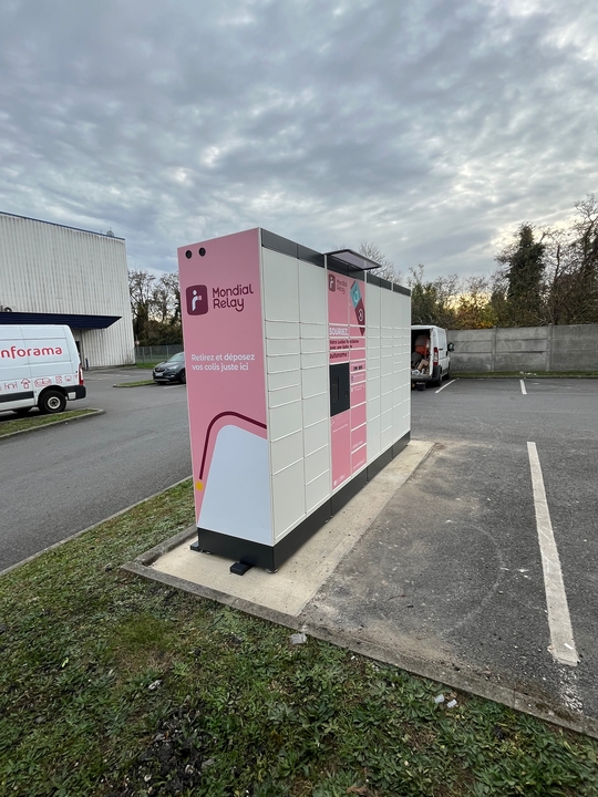 Locker 24/7 Conforama 95220 Herblay, 6 6 Rue des Combattants de la Résistance, 95220 Herblay-sur-Seine