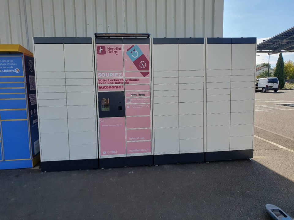 Locker 24/7 E.leclerc Express Rion des Landes, 240 240 Avenue d'Albret, 40370 Rion-des-Landes