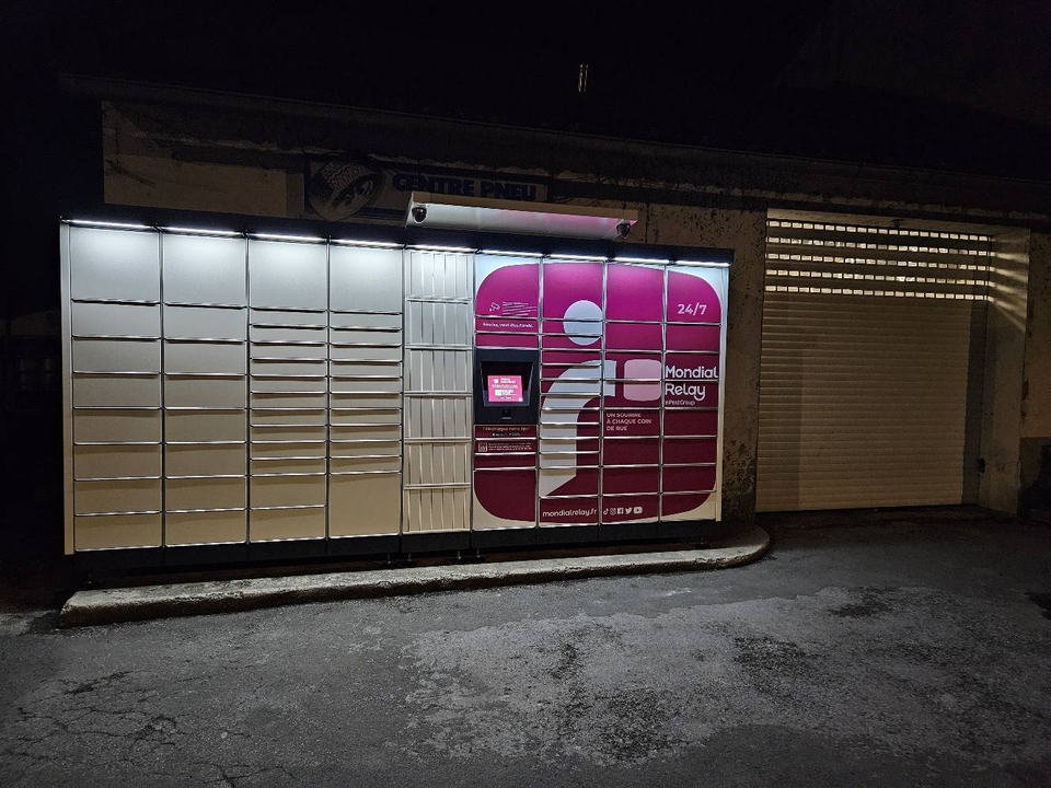 Locker 24/7 Station Total 81210 Roquecourbe, 52 52 Avenue de Castres, 81210 Roquecourbe