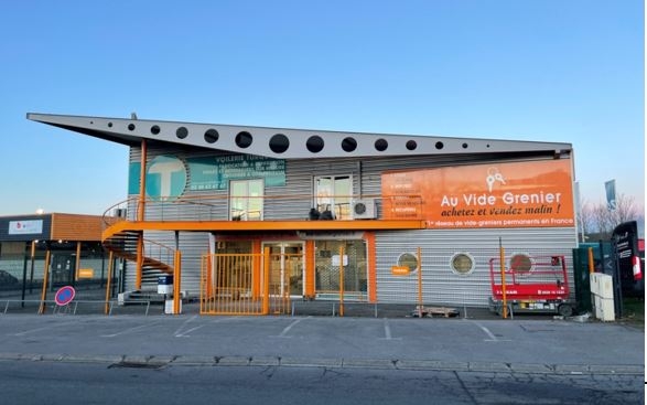 Au Vide Grenier, 67 Avenue des Lions, 44800 Saint-Herblain