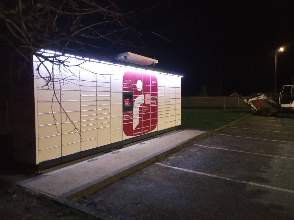 Locker 24/7 Carrefour Market 27240 Mesnils-sur-Iton, 115 Rue de Verneuil, 27240 Mesnils-sur-Iton