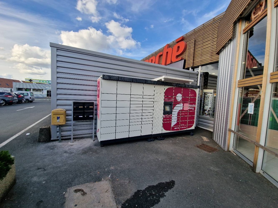 Locker 24/7 Intermarche Malicorne, 25 25 Route de la Brande, 03600 Malicorne