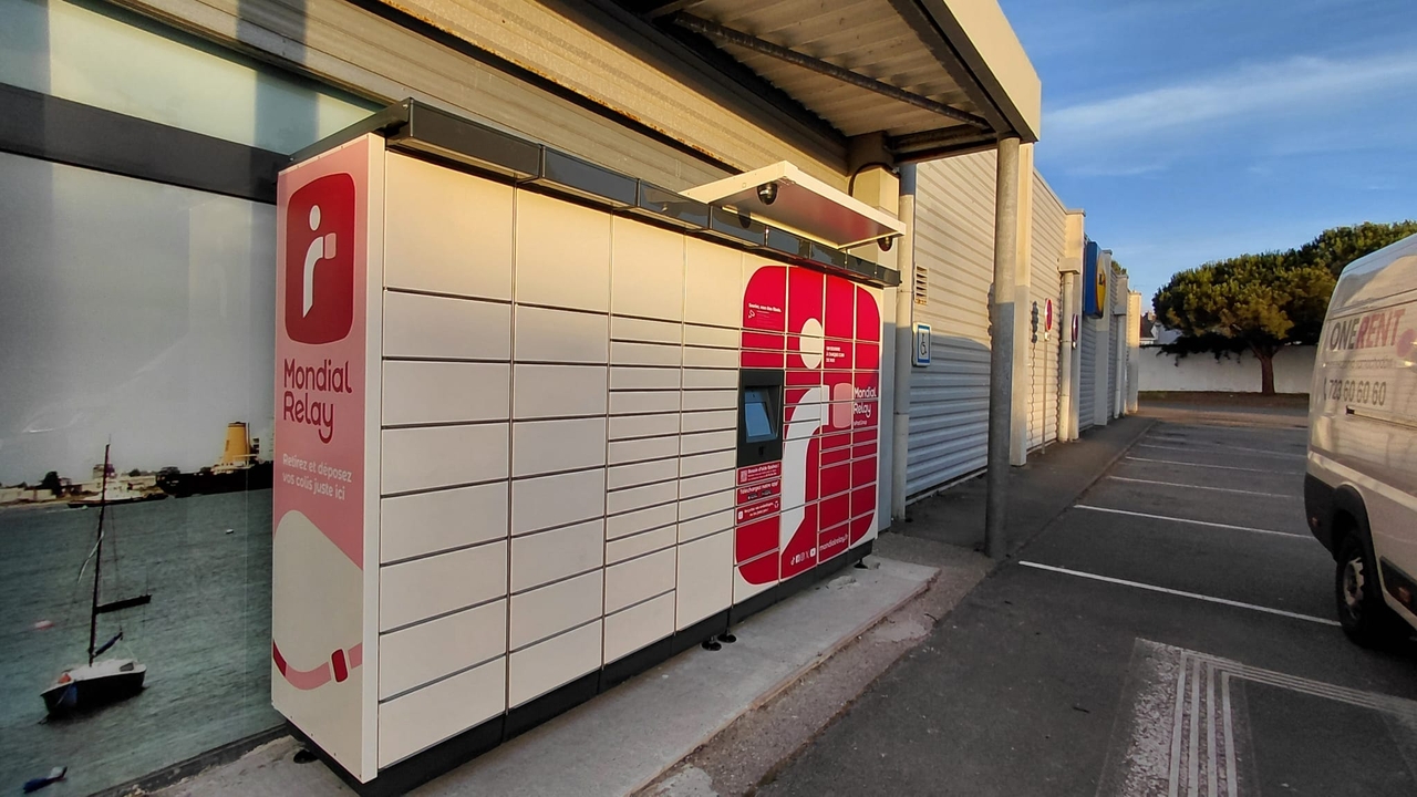 Locker 24/7 Lidl, 73 73 Route de la Côte d'Amour, 44600 Saint-Nazaire