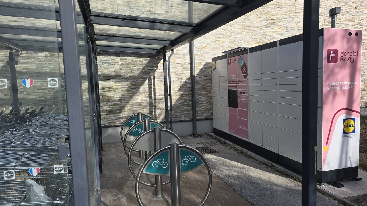Locker 24/7 Lidl, 2617 2617 Route des Sources, 83330 Le Castellet