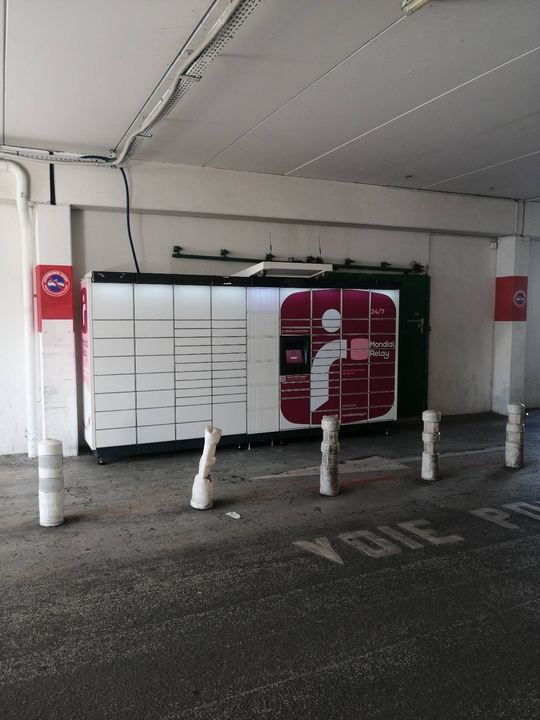 Locker 24/7 E.leclerc Viry-Chatillon, 28 28 Route de Grigny, 91170 Viry-Châtillon