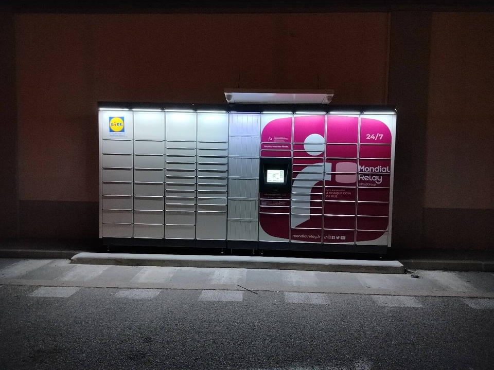 Locker 24/7 Lidl Montalieu, 430 Rue de la Grande Prairie, 38390 Montalieu-Vercieu