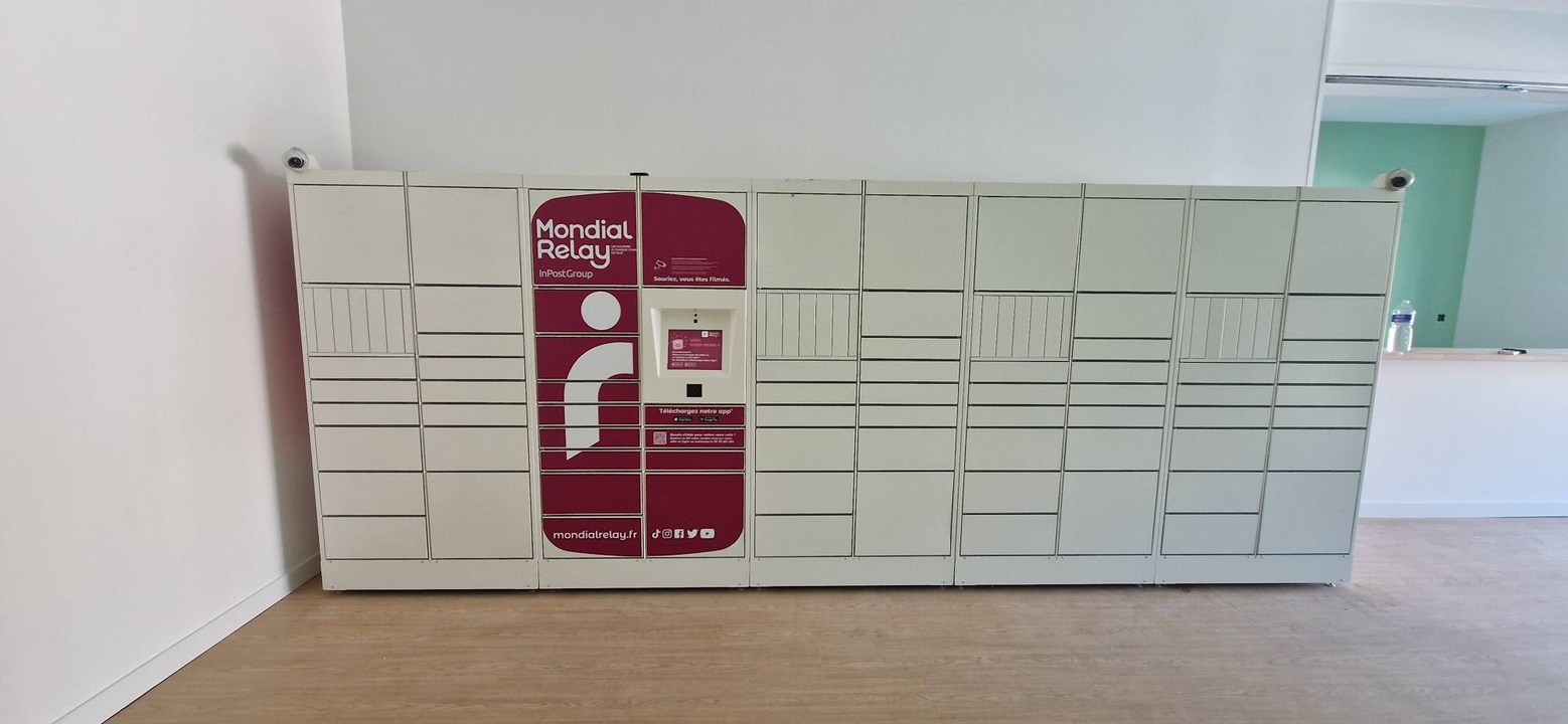 Locker Eco Wash Clermont Ferrand, 15 15 Place Paul Eychart, 63100 Clermont-Ferrand