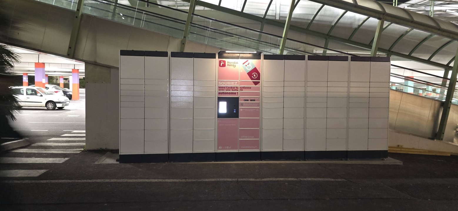 Locker 24/7 Centre commercial Auchan, 4 4 Avenue de la Voie Domitienne, 34500 Béziers