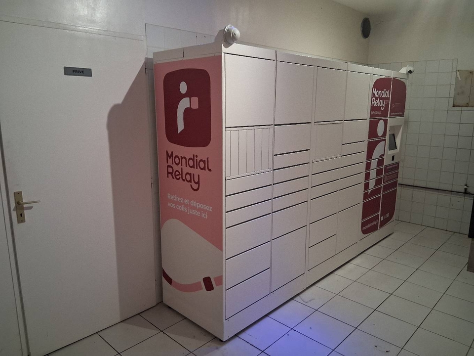 Locker Club Cafe Club 69430 Beaujeu, 364 364 Avenue Docteur Giraud, 69430 Beaujeu
