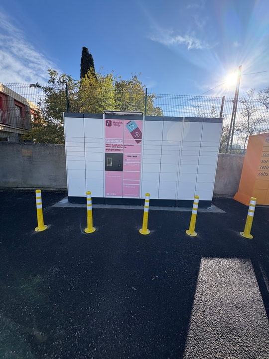 Locker Théâtre De La Gare, 17 17 avenue de Roquefavour, 13015 Marseille