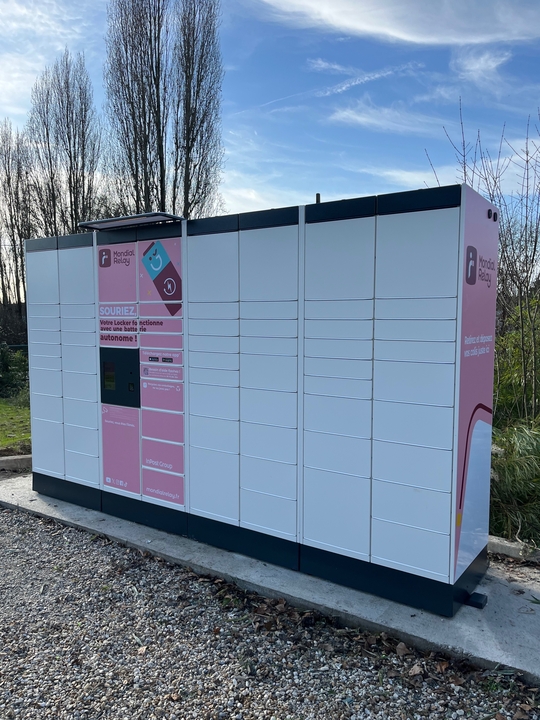 Locker 24/7 Parking 7 Rue 23 Aout 1944 Chalette sur Loing, 7 7 Bis Rue du 23 Août 1944, 45120 Châlette-sur-Loing