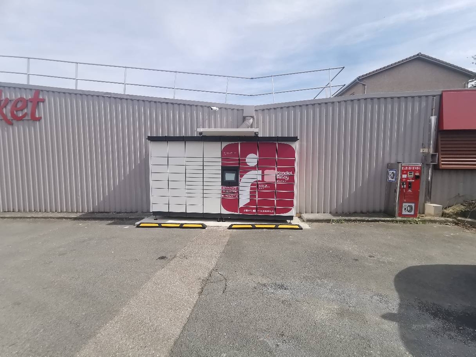 Locker 24/7 Carrefour market, 182 182 Avenue Emmanuel Clément, 69590 Saint-Symphorien-sur-Coise